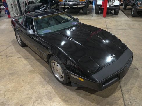 Used 1989 Chevrolet Corvette Coupe RWD image 14