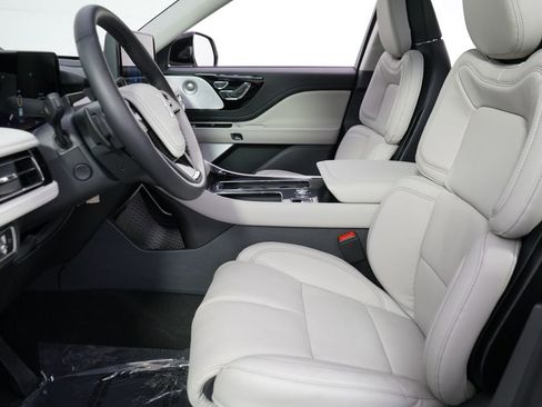 New 2026 Lincoln Aviator Reserve AWD/4WD image 13