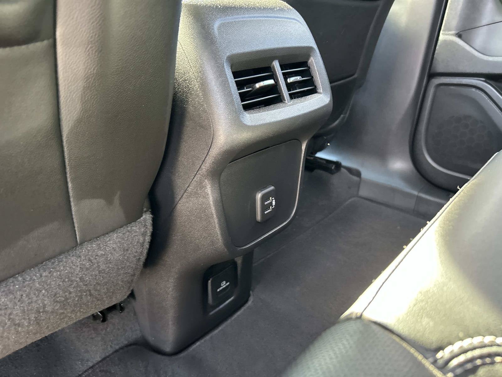 Used 2022 GMC Terrain SLT FWD image 14
