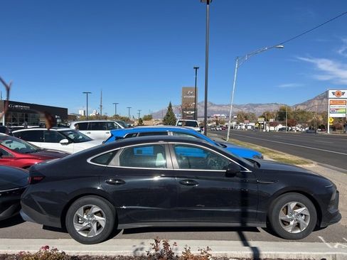 Used 2025 Hyundai Sonata SE image 4