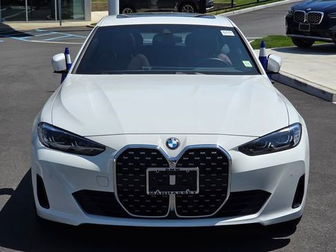Certified 2024 BMW 430i xDrive w/ Convenience Package AWD/4WD image 2