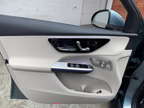 New 2026 Mercedes-Benz GLC 300 GLC 300 image 10