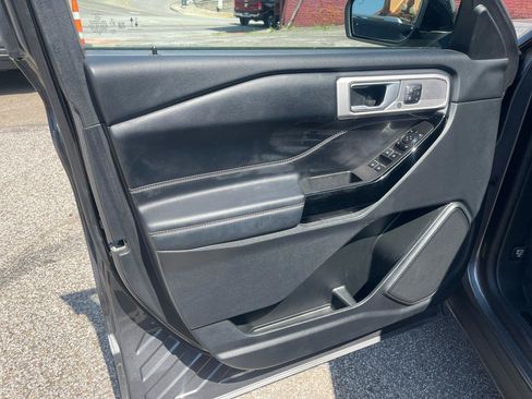 Used 2023 Ford Explorer ST w/ Equipment Group 401A AWD/4WD image 9