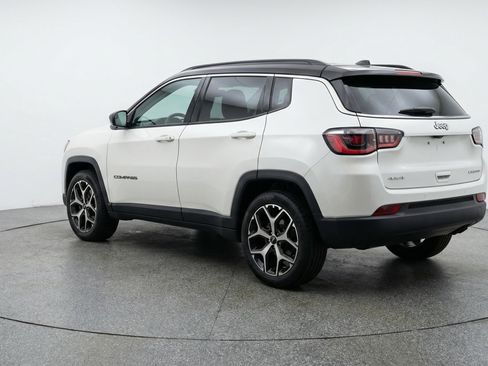 Used 2025 Jeep Compass Limited AWD/4WD image 6