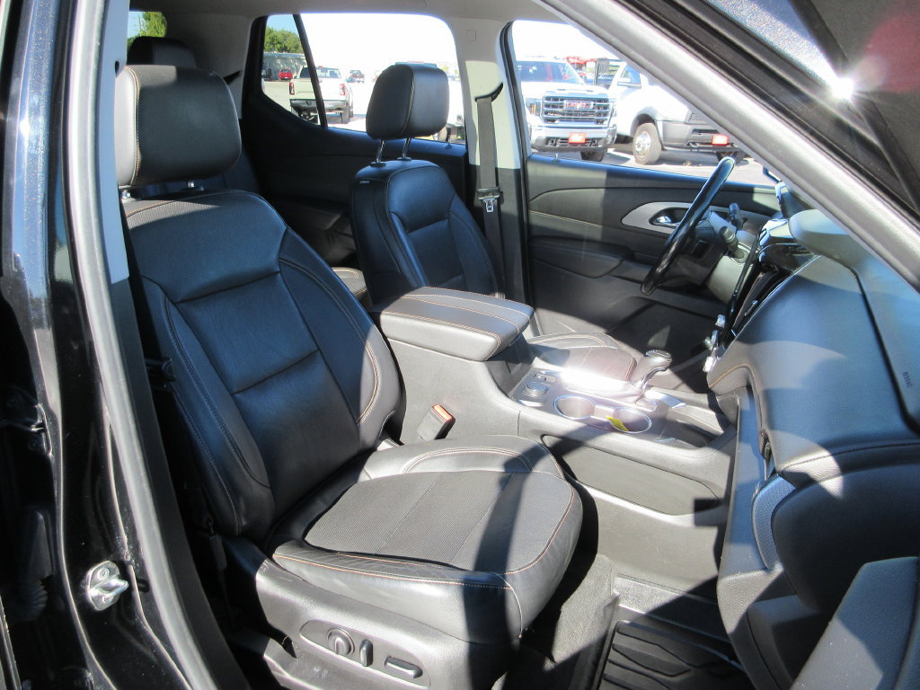 Used 2019 Chevrolet Traverse Premier w/ Driver Confidence II Package FWD image 24