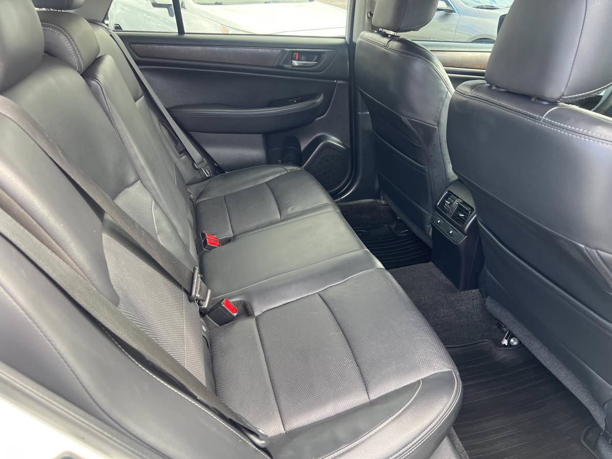 Used 2015 Subaru Outback 2.5i Limited AWD/4WD image 20