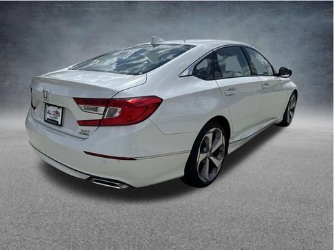 Used 2020 Honda Accord Touring image 8