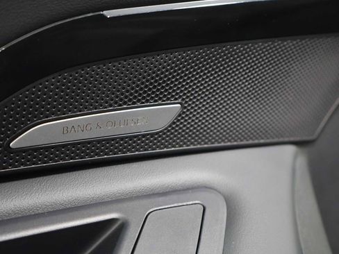Certified 2025 Audi Q5 Prestige AWD/4WD image 17