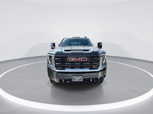 New 2026 GMC Sierra 2500 AT4X image 3