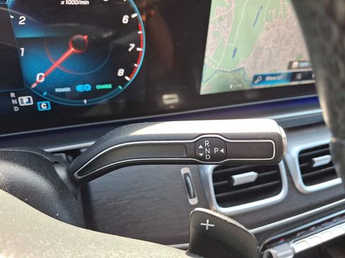 Used 2021 Mercedes-Benz GLE 580 4MATIC image 17