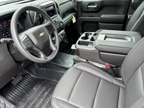 Used 2026 Chevrolet Silverado 1500 W/T w/ WT Value Package AWD/4WD image 9