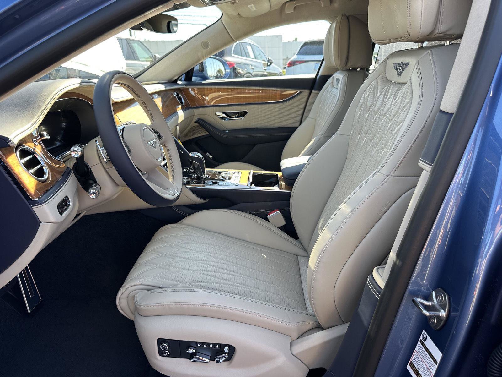 New 2027 Bentley Flying Spur AWD/4WD image 9