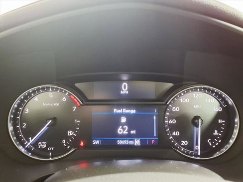 Used 2019 Cadillac XT4 Premium Luxury image 25