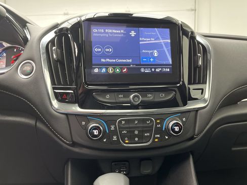 Certified 2023 Chevrolet Traverse Premier w/ LPO, Cargo Package AWD/4WD image 20