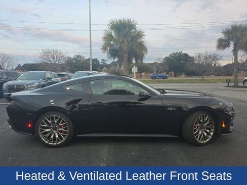 Used 2025 Ford Mustang GT Premium image 2