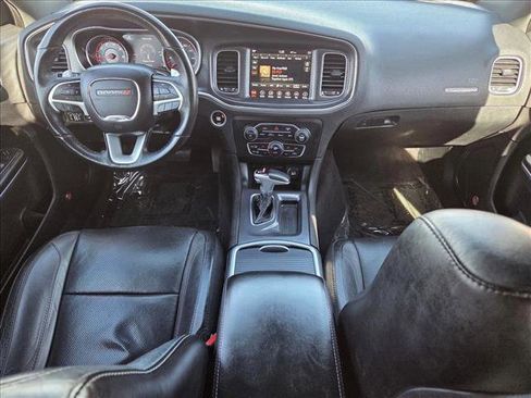 Used 2018 Dodge Charger GT image 17