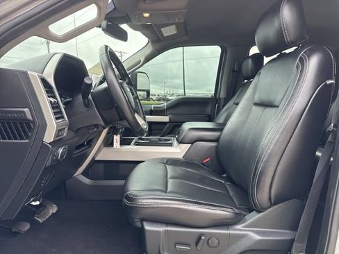 Used 2020 Ford F250 Lariat AWD/4WD image 2