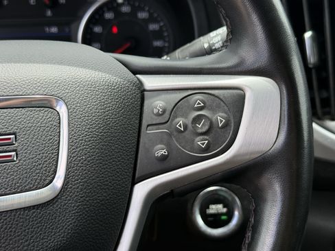 Used 2024 GMC Terrain SLT AWD/4WD image 17