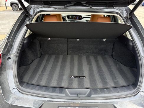 Used 2022 Lexus UX 250h UX 250h AWD image 4