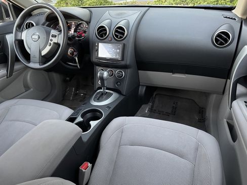 Used 2013 Nissan Rogue S image 20