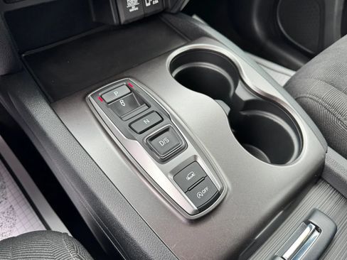 Used 2022 Honda Pilot Sport image 38