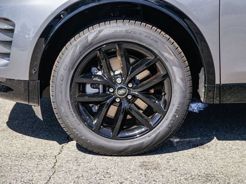 New 2026 Land Rover Discovery Sport Landmark image 9