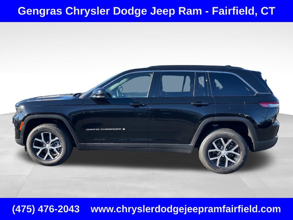 Used 2025 Jeep Grand Cherokee Limited AWD/4WD image 4