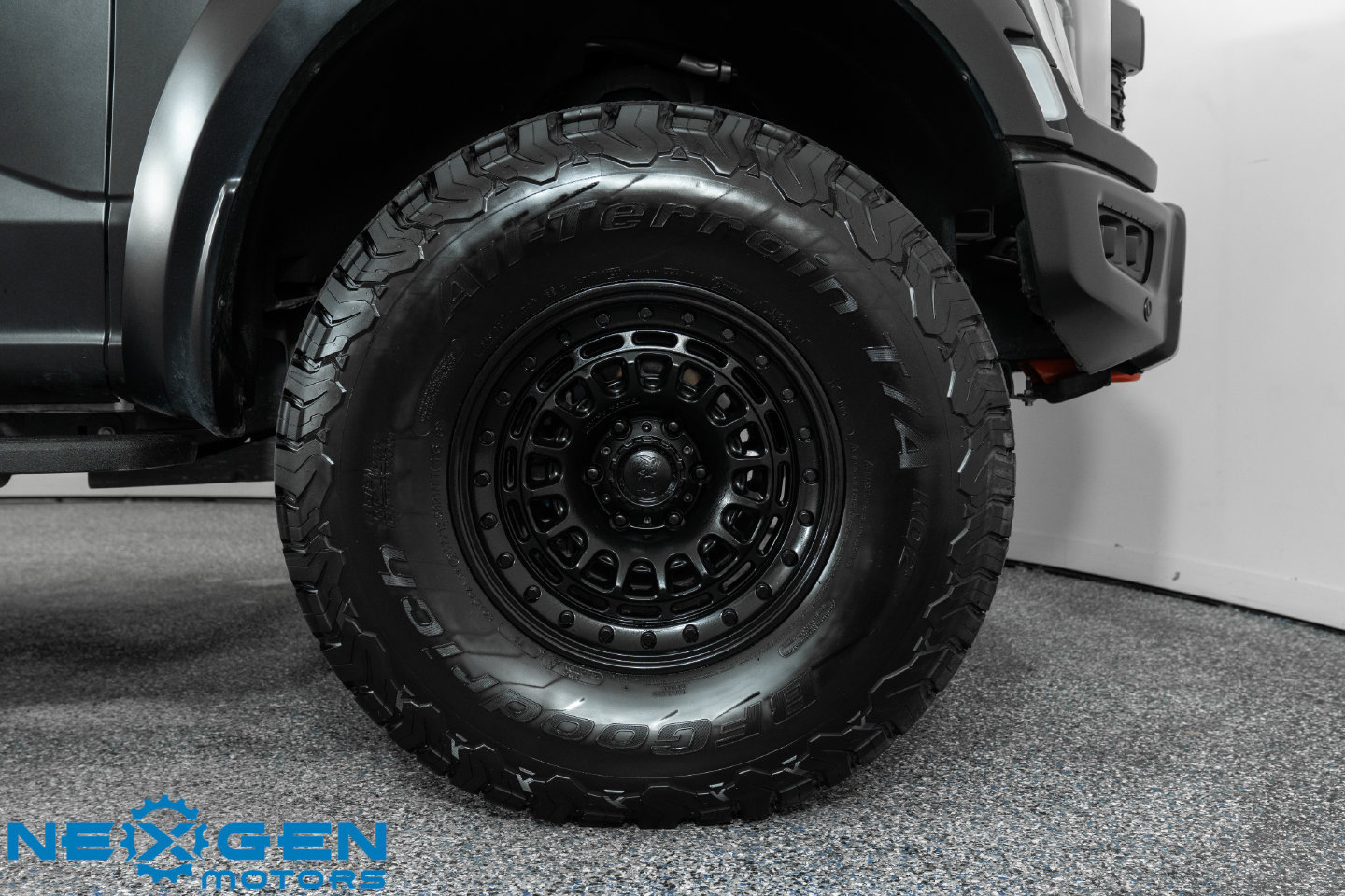Used 2023 Ford F150 Raptor w/ Equipment Group 802A Raptor R AWD/4WD image 51