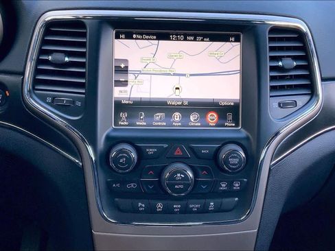 Used 2016 Jeep Grand Cherokee Limited image 7