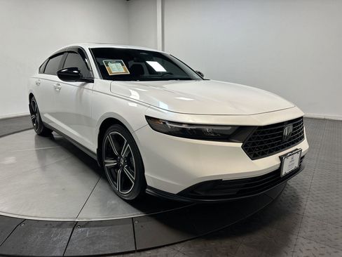 Certified 2024 Honda Accord Sport image 2