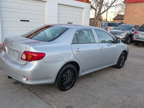 Used 2009 Toyota Corolla S image 19