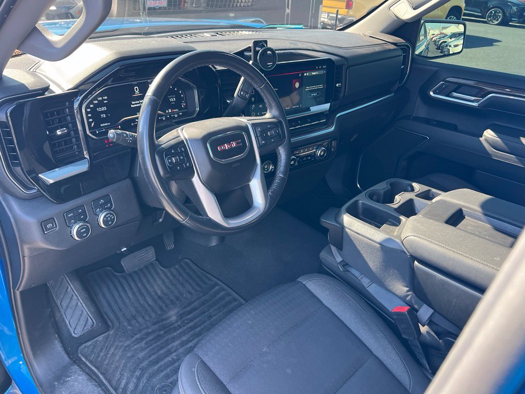 Used 2022 GMC Sierra 1500 Elevation w/ X31 Off-Road Package AWD/4WD image 15