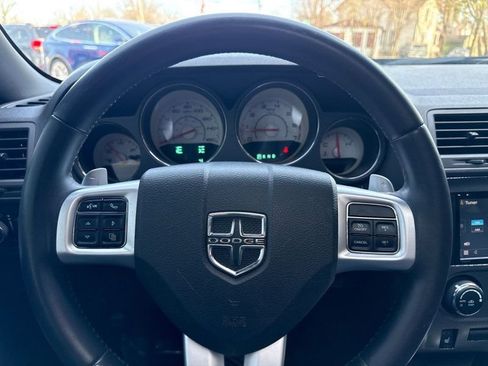 Used 2013 Dodge Challenger R/T image 20