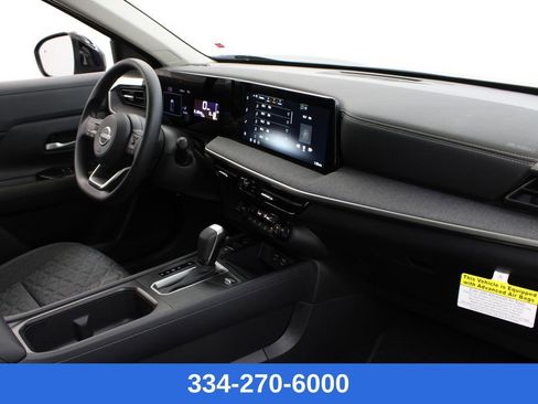 New 2026 Nissan Kicks SV w/ SV Premium Package image 21