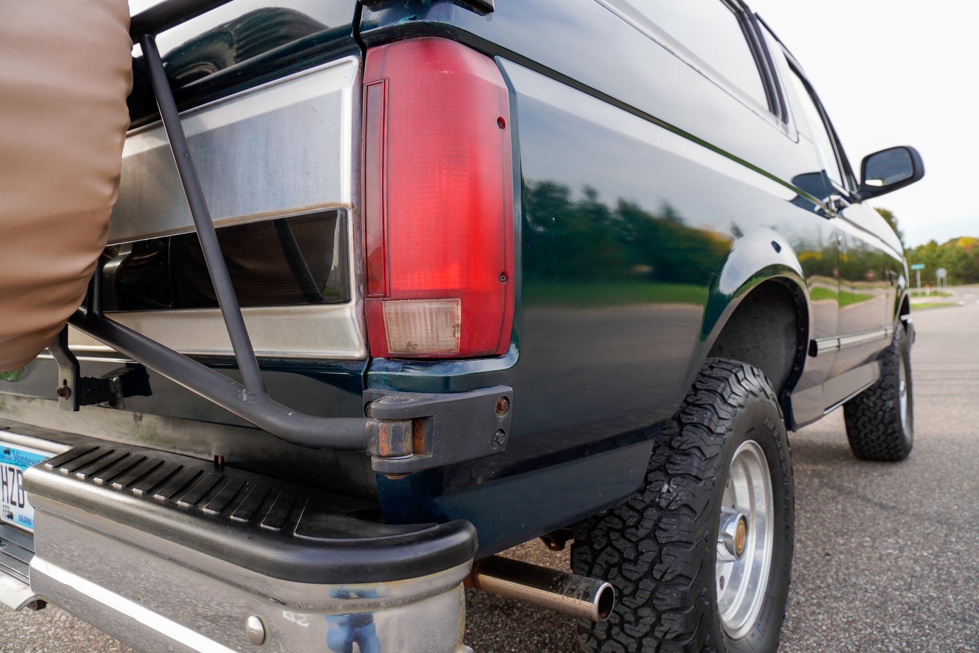 Used 1993 Ford Bronco Custom AWD/4WD image 33