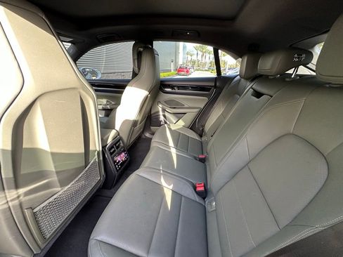 Used 2025 Porsche Macan 4S Electric image 36