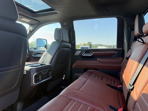 Used 2025 GMC Sierra 2500 Denali Ultimate AWD/4WD image 22