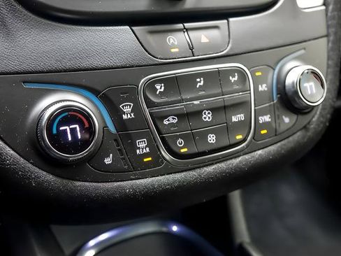 Used 2024 Chevrolet Malibu LT image 19