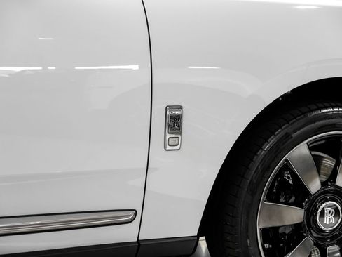 Used 2022 Rolls-Royce Cullinan AWD/4WD image 67