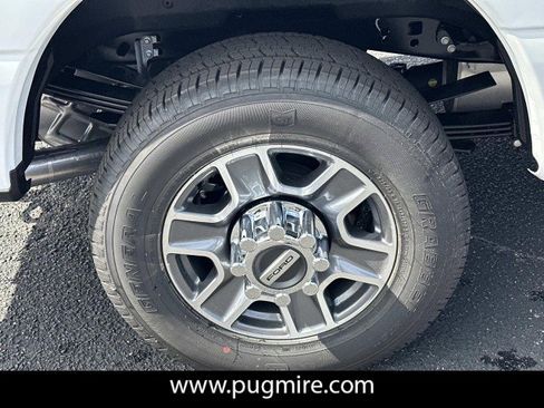 New 2026 Ford F350 Lariat image 17