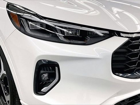 Used 2023 Ford Escape ST-Line Elite image 31