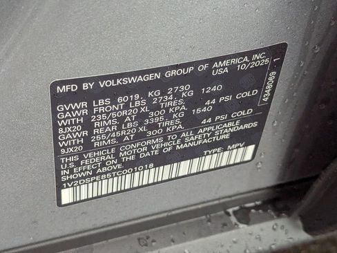 New 2026 Volkswagen ID.4 Pro image 36