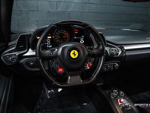 Used 2011 Ferrari 458 Italia Coupe image 22