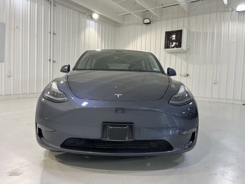 Used 2022 Tesla Model Y Performance AWD/4WD image 6