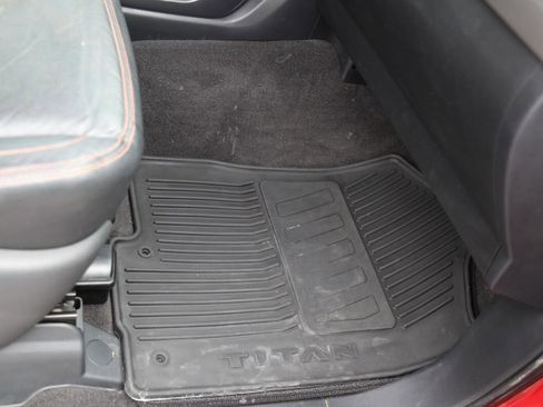 Used 2021 Nissan Titan PRO-4X w/ Pro-4x Convenience Package image 28