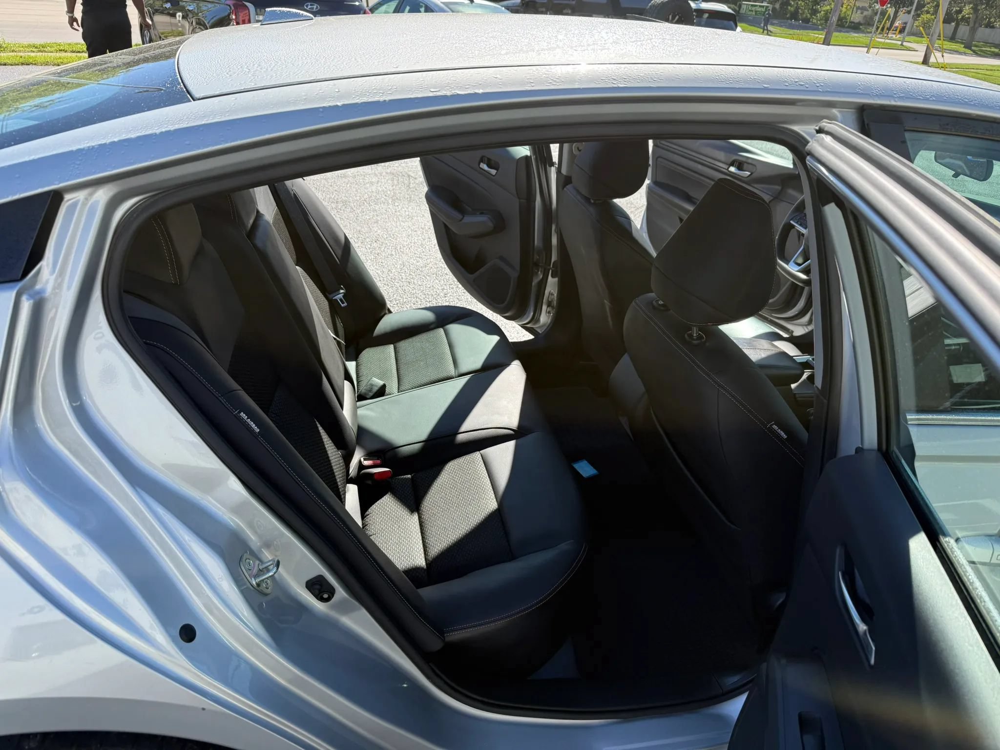 Used 2021 Nissan Altima 2.5 SR FWD image 8