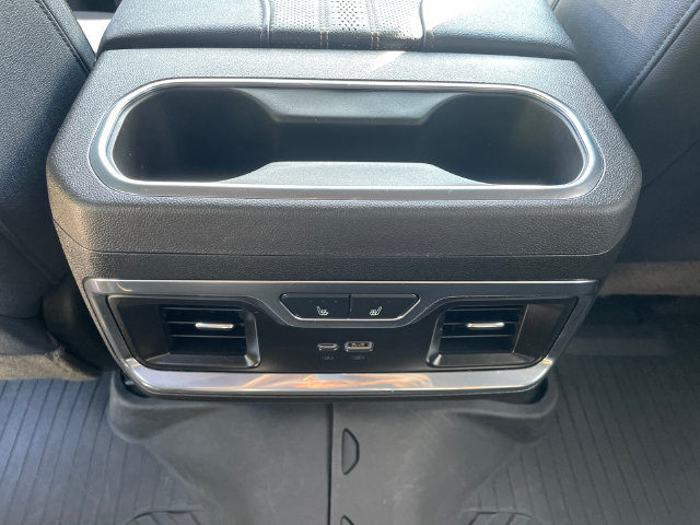Used 2025 Chevrolet Silverado 2500 High Country w/ High Country Premium Package AWD/4WD image 20