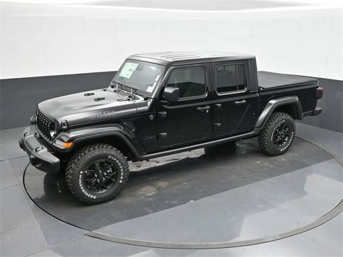 Used 2024 Jeep Gladiator Sport image 33