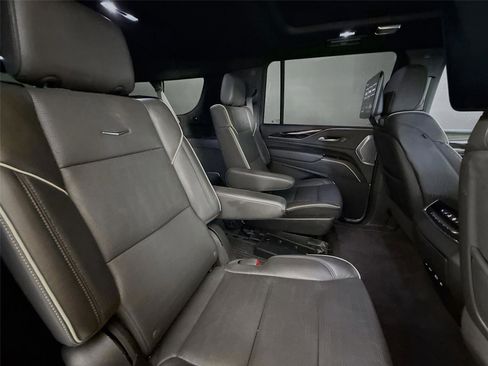 Used 2023 Cadillac Escalade ESV Sport w/ LPO, ONYX Package image 24