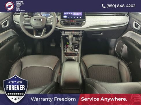Used 2024 Jeep Compass Latitude AWD/4WD image 14